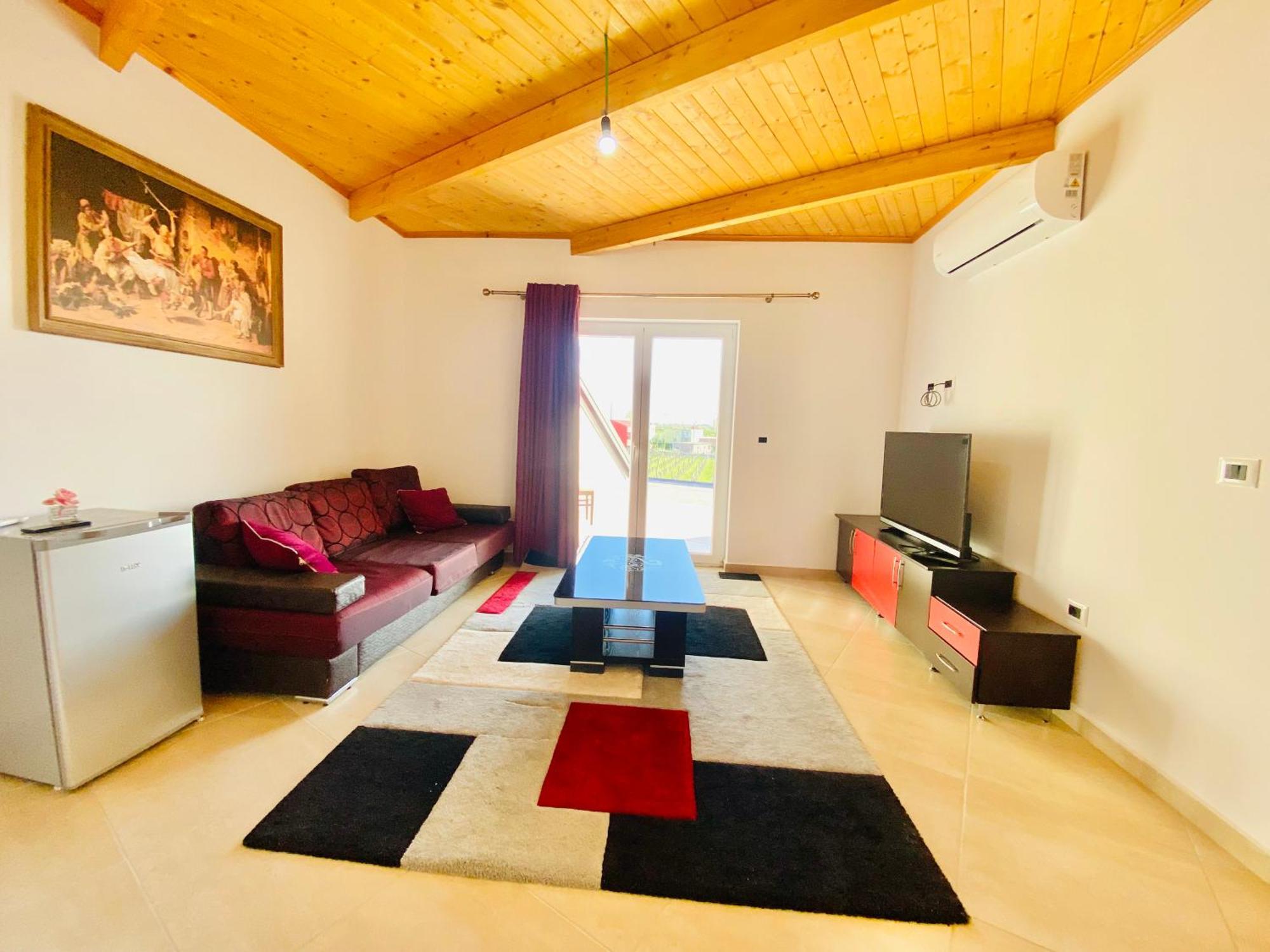 Hotell Lahuta E Vjeter Agroturizem 3*