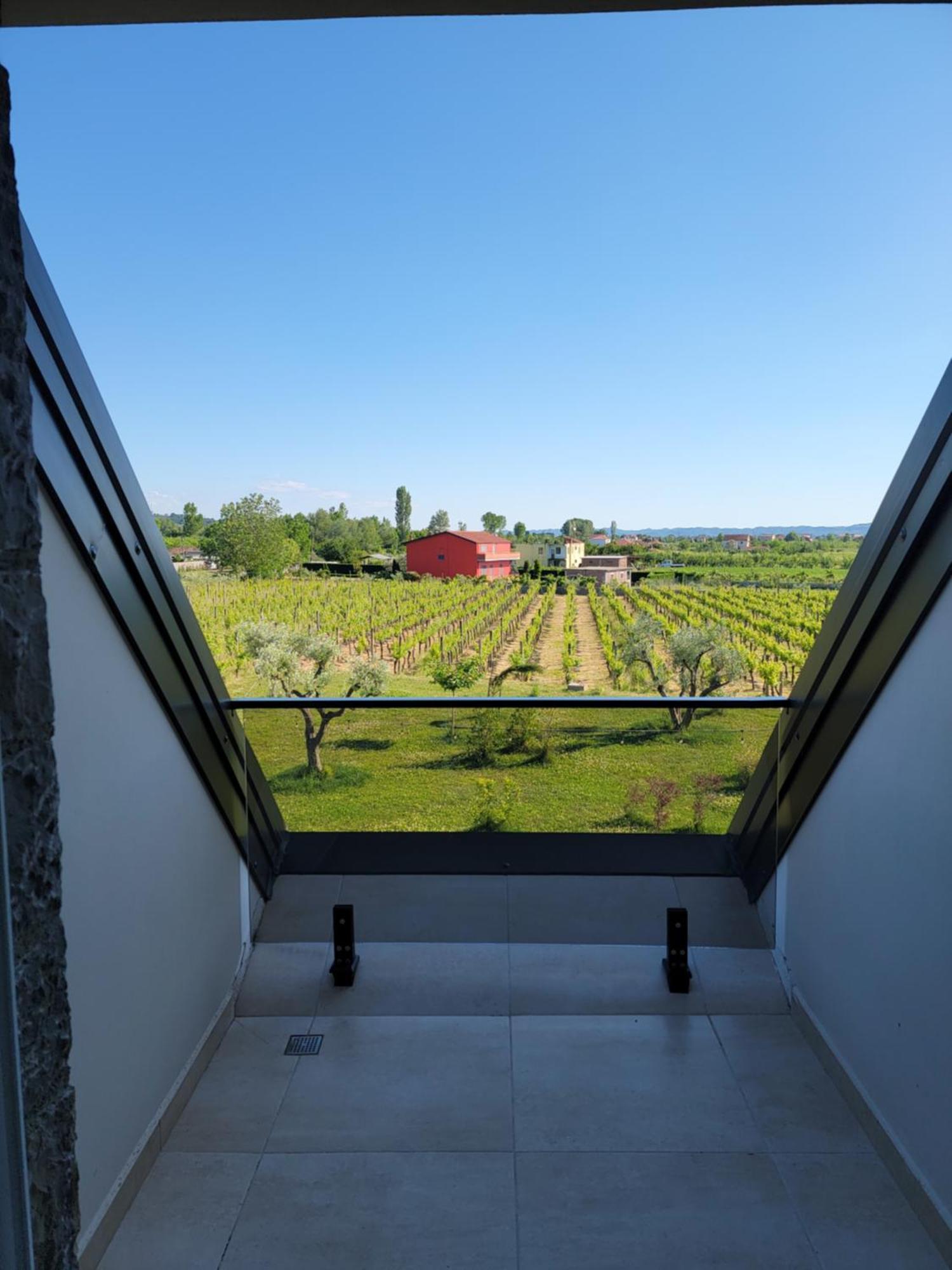 Hotell Lahuta E Vjeter Agroturizem
