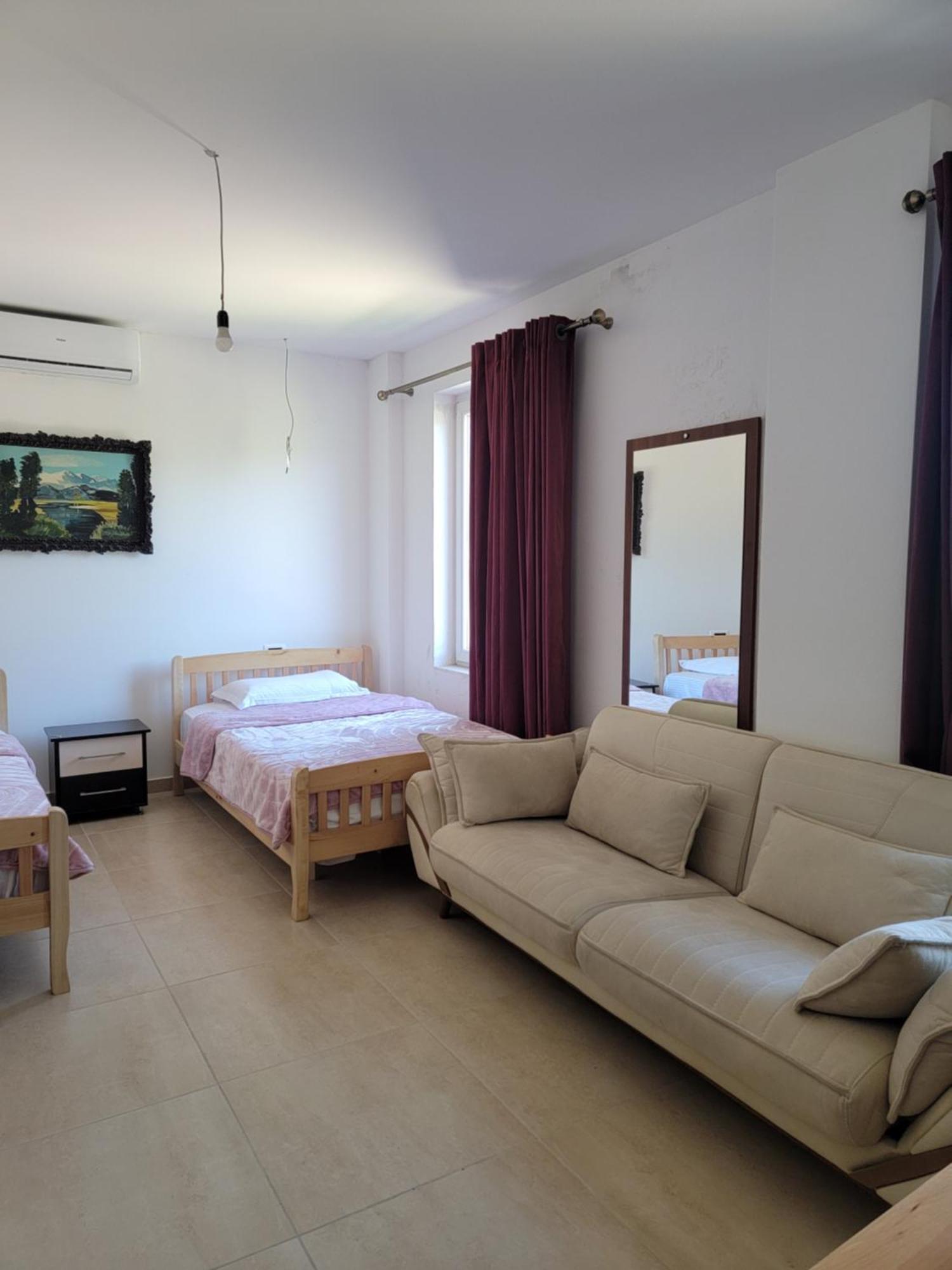 Lahuta E Vjeter Agroturizem Hotell 3*